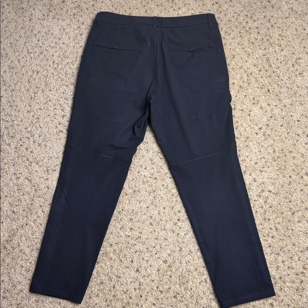 Lululemon men’s size 32 dark gray pants - Picture 5 of 7